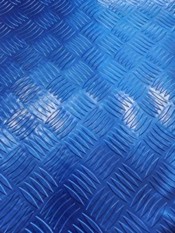 Alternative view of Piso Vinilico Simil Chapa Semilla Melon Transito Ancho 1,40 Azul