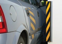 Alternative view of Protector De Goma Para Esquinas Columnas Estacionamiento