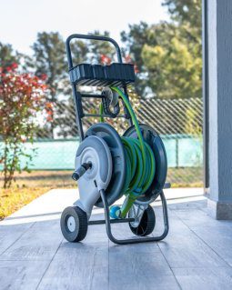 Alternative view of Enrrollador Soporte Manguera Riego Ruedas Soporte Rehau 60mt