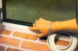 Alternative view of Burlete Suprabond Goma Espuma Extra Ancho 5 Metros Marrón