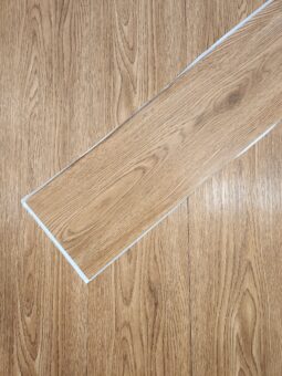 Listón Vinilico Autoadhesivo 2mm Piso Pared Simil Madera Clara Caja 5.016mt2