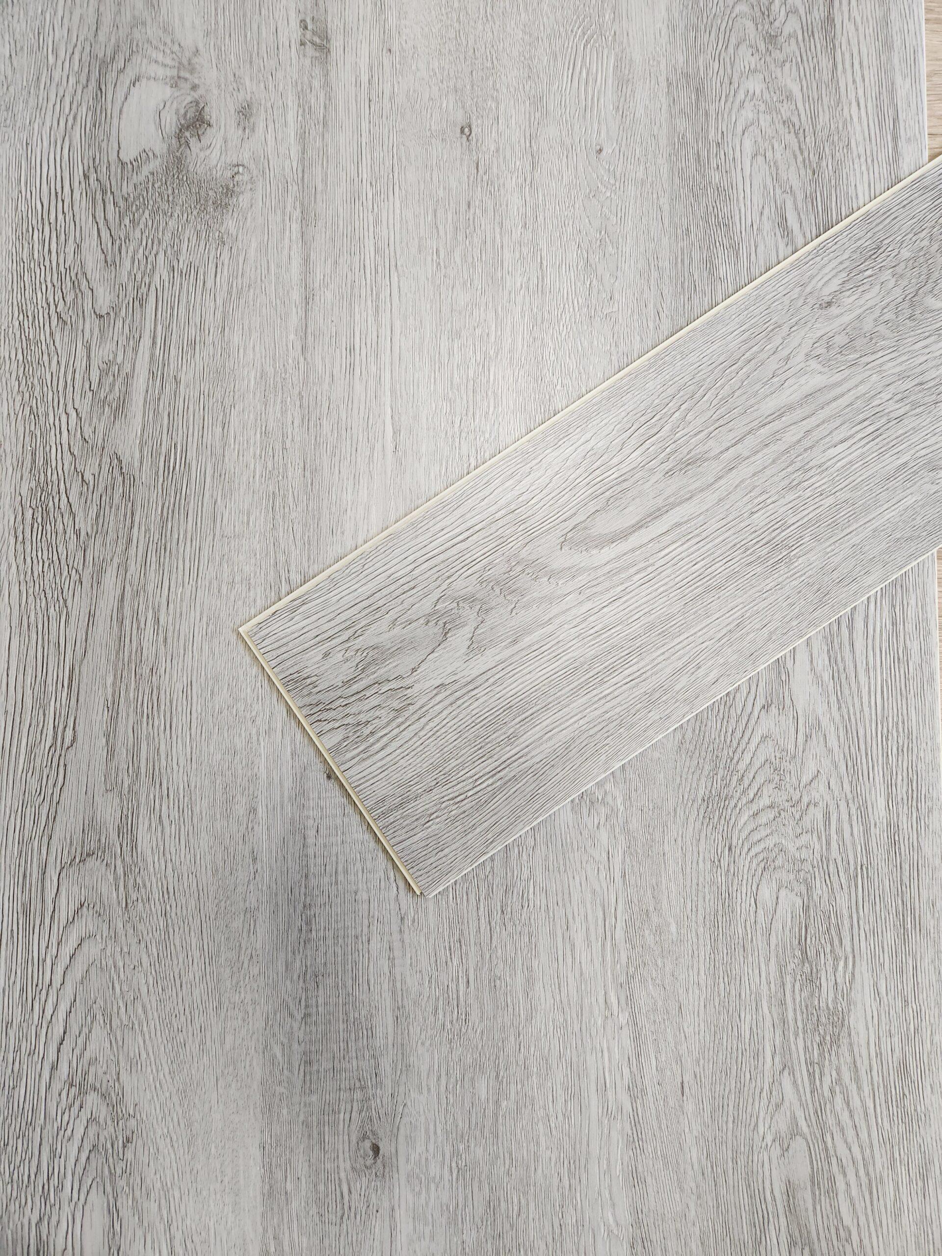 Piso Listón Spc Encastrable Click Domus 4,5mm Madera 2,68mt2 Grauer